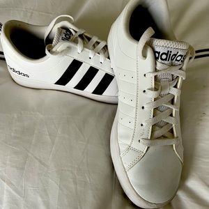 Adidas- women’s size 8